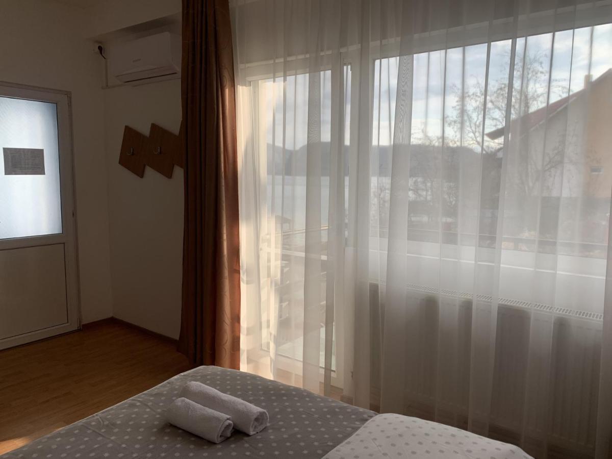Casa Ana Serena Eselnita Ngoại thất bức ảnh