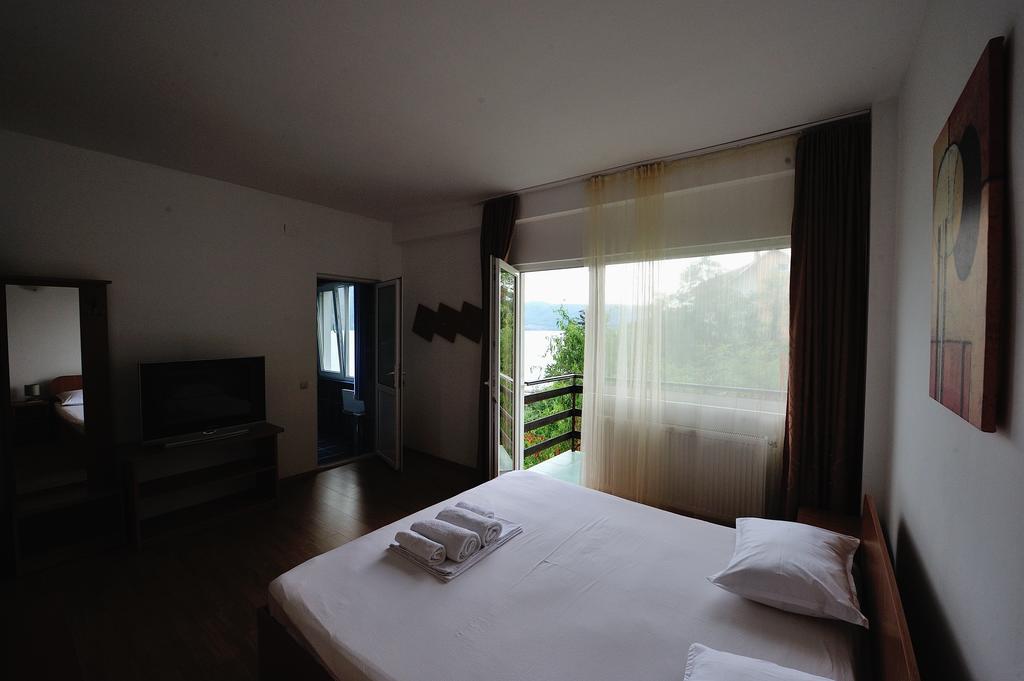 Casa Ana Serena Eselnita Ngoại thất bức ảnh