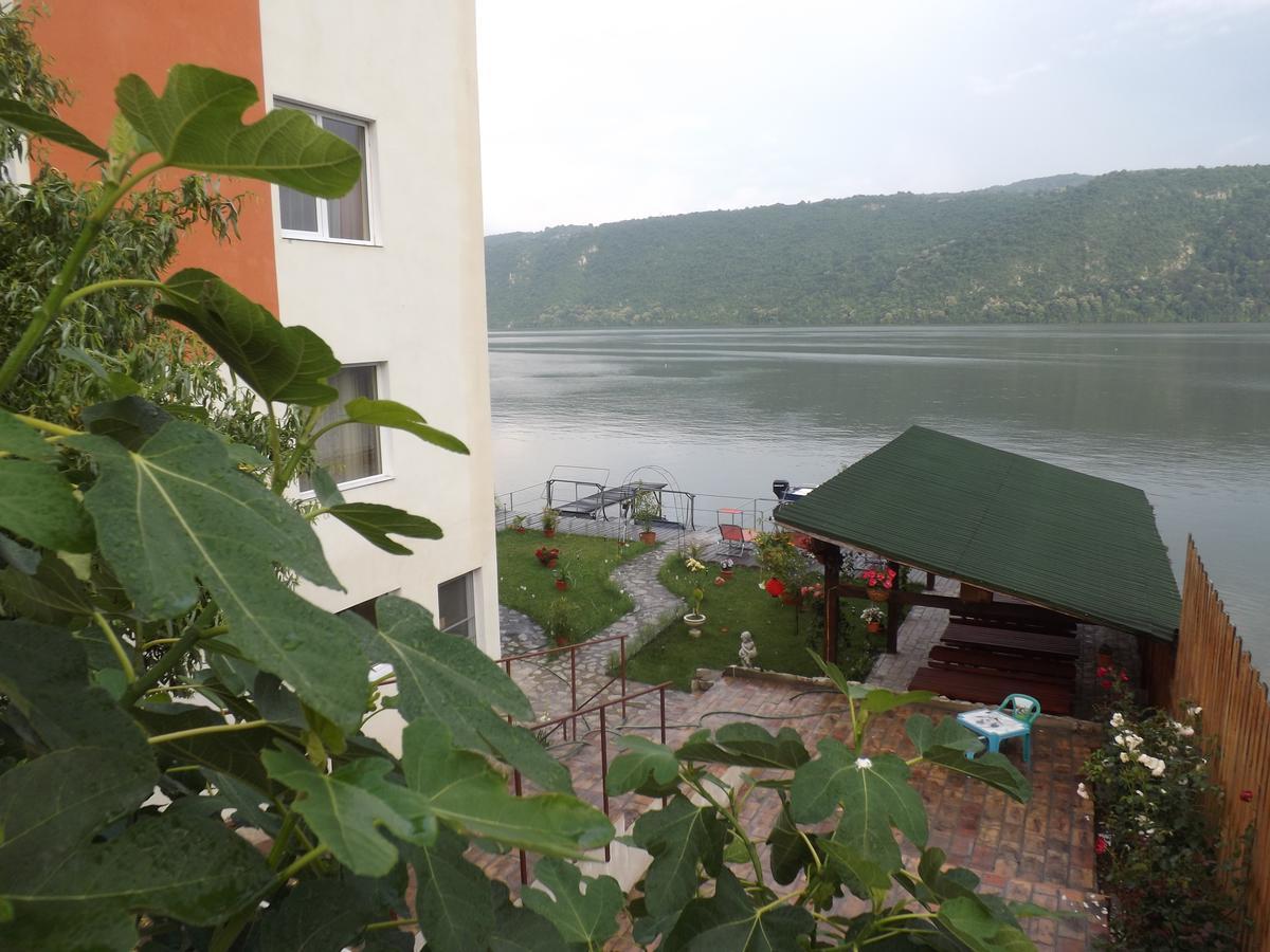 Casa Ana Serena Eselnita Ngoại thất bức ảnh