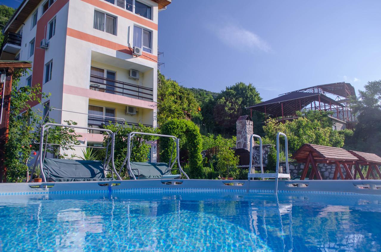 Casa Ana Serena Eselnita Ngoại thất bức ảnh
